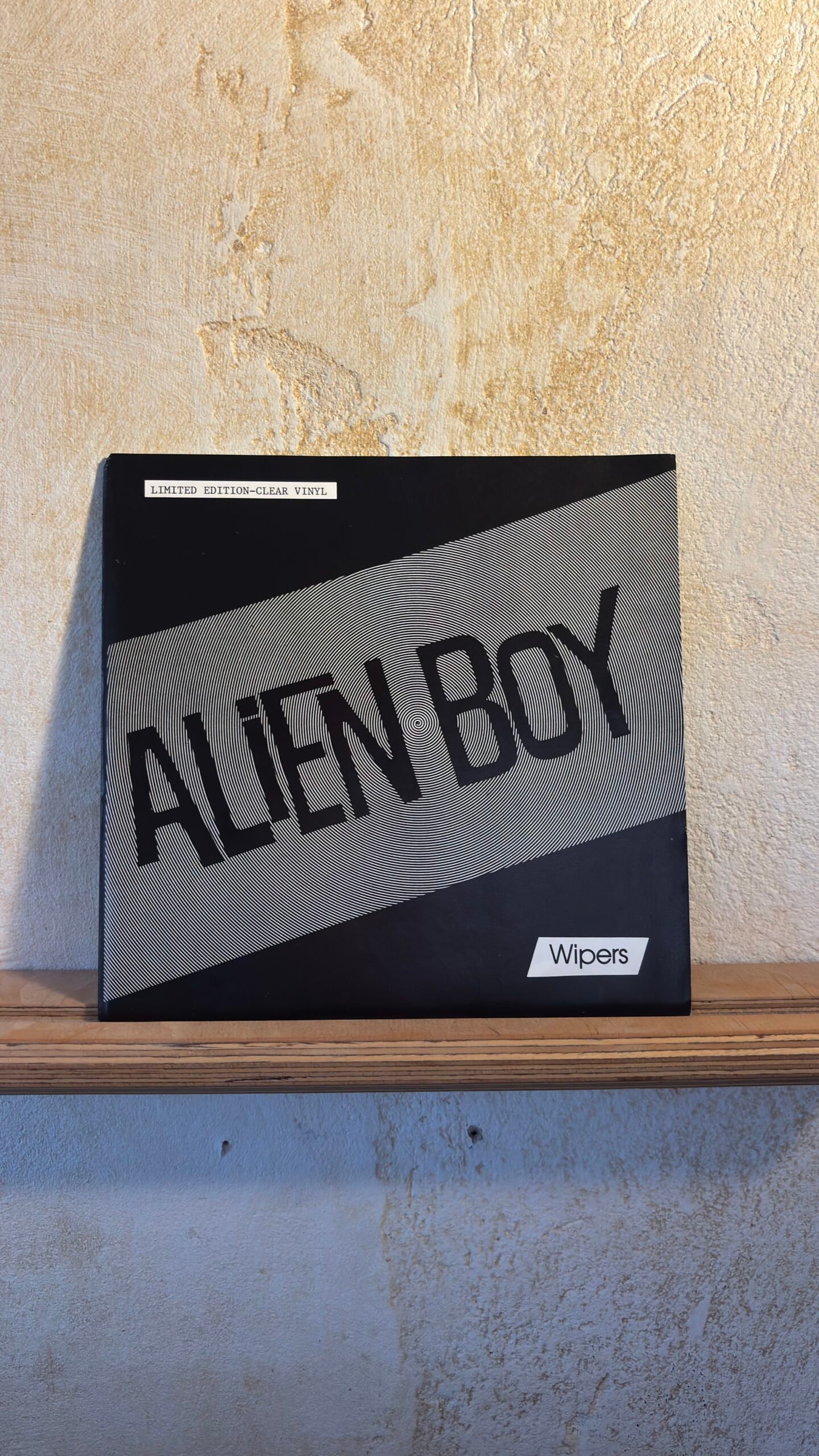 7" Wipers - Alien Boy